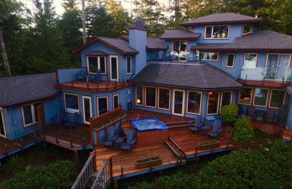 A Snug Harbour Inn, Ucluelet, BC A Snug Harbour Inn, Ucluelet, BC