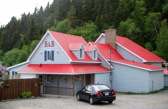 Auberge la Sainte-Paix - Tadoussac, Qc Auberge la Sainte-Paix - Tadoussac, Qc