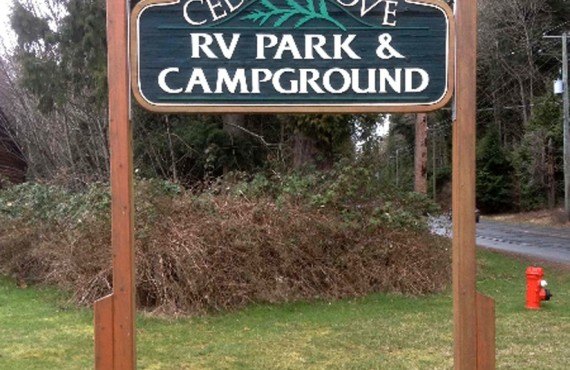 Camping Cedar Grove - Qualicum Beach, BC, Canada Camping Cedar Grove - Qualicum Beach, BC, Canada