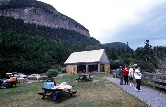 Camping dans le Parc Forillon Camping dans le Parc Forillon