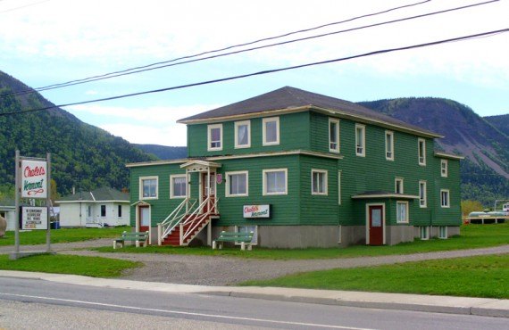 Chalets Vermont - Mont-Saint-Pierre, QC Chalets Vermont - Mont-Saint-Pierre, QC