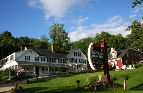 1-christmas-farm-inn-ext 1-christmas-farm-inn-ext