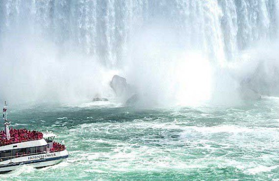 1-croisiere-niagara-falls-hornblower.jpg 1-croisiere-niagara-falls-hornblower.jpg