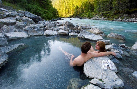 1-Destination BC, Dave Heath (Lussier Hot Springs, parc Whiteswan Lake).jpg 1-Destination BC, Dave Heath (Lussier Hot Springs, parc Whiteswan Lake).jpg