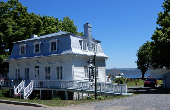 Gîte Cinquième Saison, Île d'Orléans, QC Gîte Cinquième Saison, Île d'Orléans, QC
