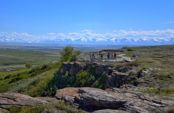 1-head-smashed-in-buffalo-jump-vue 1-head-smashed-in-buffalo-jump-vue