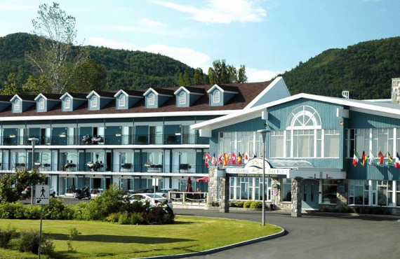 Hostellerie Baie Bleue, Carleton, QC Hostellerie Baie Bleue, Carleton, QC