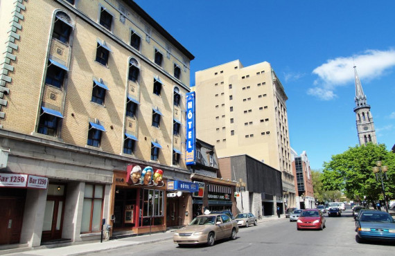 Hôtel St-Denis, Montréal, QC Hôtel St-Denis, Montréal, QC