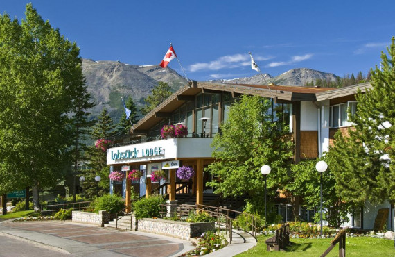 Lobstick Lodge, Jasper, AB Lobstick Lodge, Jasper, AB