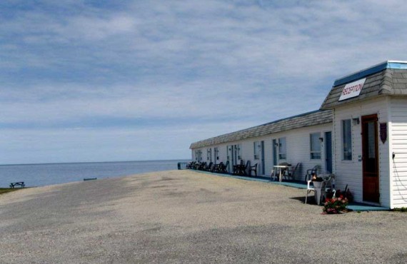 1-motel-le-noroit-ext 1-motel-le-noroit-ext