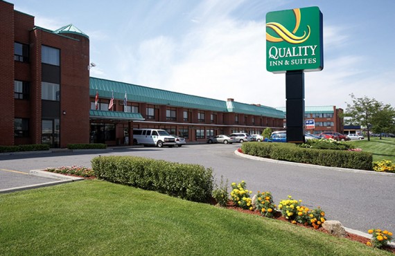 Quality Inn & Suites Aeroport Quality Inn & Suites Aeroport
