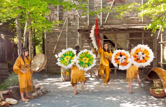 1-Site-Huron-Danse_bienvenue.jpg 1-Site-Huron-Danse_bienvenue.jpg