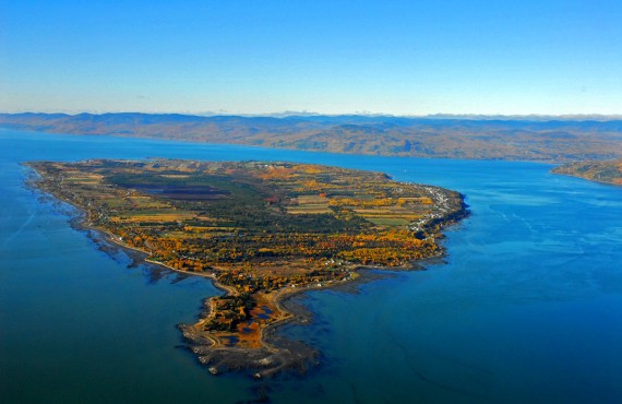 Survol en Hélicoptère - Baie-St-Paul, QC Survol en Hélicoptère - Baie-St-Paul, QC