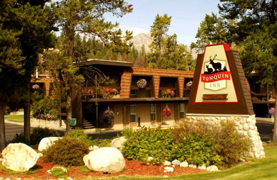 Tonquin Inn - Jasper, Alberta Tonquin Inn - Jasper, Alberta