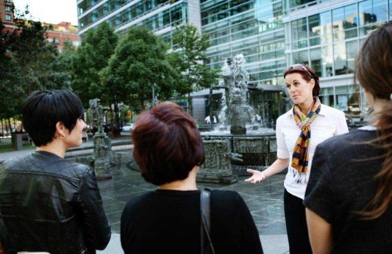 Tour guide du Vieux-Montreal Tour guide du Vieux-Montreal