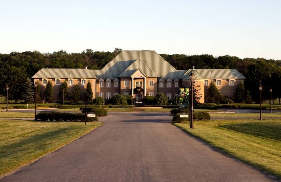 1-vignoble-chateau-charmes 1-vignoble-chateau-charmes