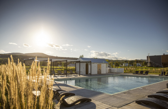 Hôtel & Spa Le Germain Charlevoix, QC Hôtel & Spa Le Germain Charlevoix, QC
