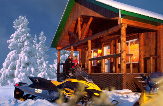 Motoneige, Pourvoirie Mekoos, Laurentides Motoneige, Pourvoirie Mekoos, Laurentides