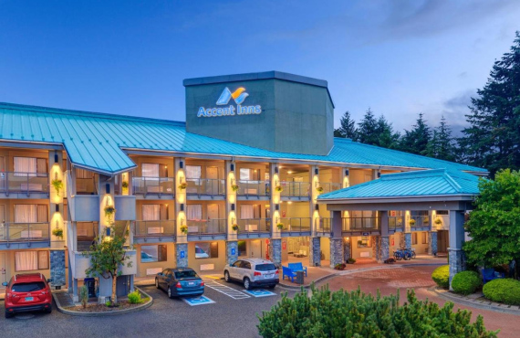 Accent Inns Kelowna, BC Accent Inns Kelowna, BC