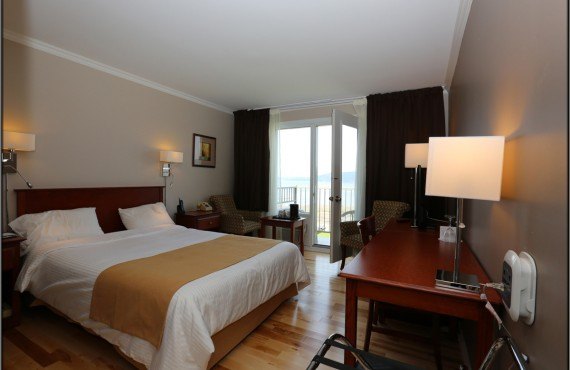 Chambre lit Queen, vue fjord Chambre lit Queen, vue fjord