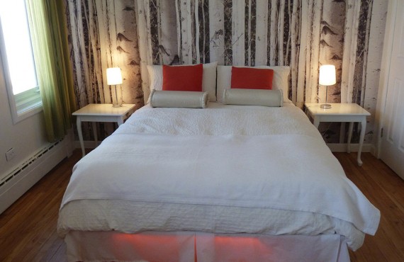 Large bed room Large bed room