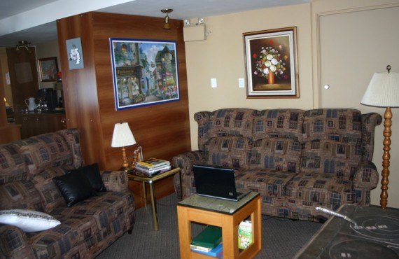 2-auberge-riviere-saguenay-salon 2-auberge-riviere-saguenay-salon