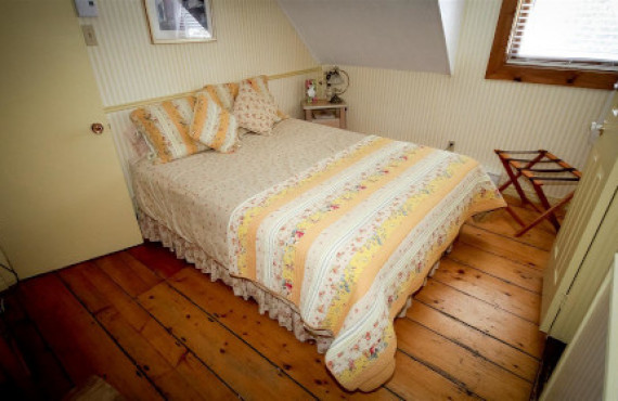 Chambre L’ensoleillée Chambre L’ensoleillée