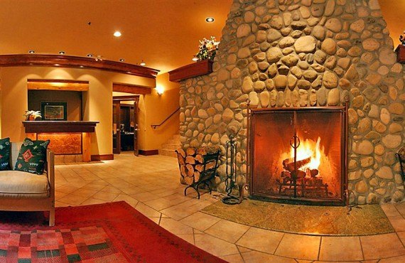 Banff Cariboo Lodge & SPA - Foyer Banff Cariboo Lodge & SPA - Foyer