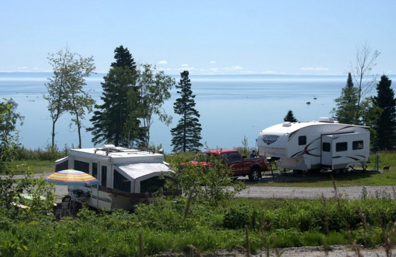 Camping Bon-Désir - Grandes-Bergeronnes, QC Camping Bon-Désir - Grandes-Bergeronnes, QC