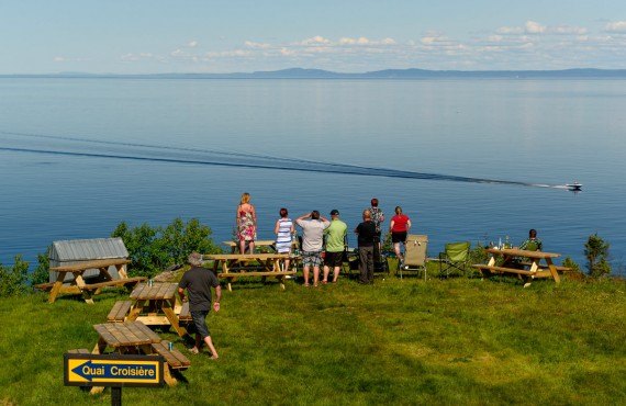 Camping panoramique Les Escoumins - Tables de pique-nique Camping panoramique Les Escoumins - Tables de pique-nique