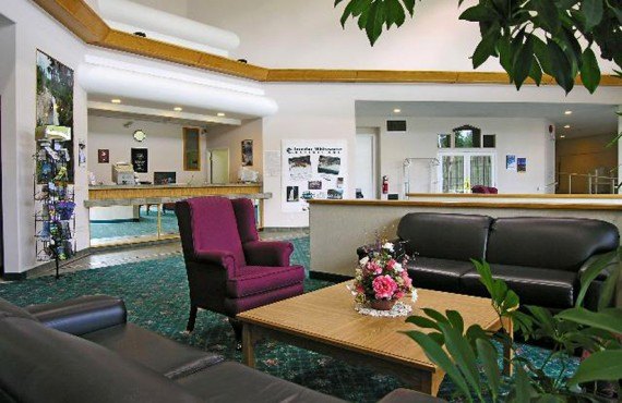 Clearwater Lodge - Lobby Clearwater Lodge - Lobby