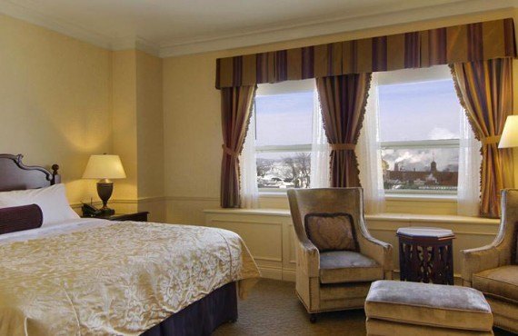 2-fairmont-chateau-fronten-ch 2-fairmont-chateau-fronten-ch