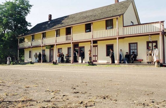 2-hat-creek-ranch-canada.jpg 2-hat-creek-ranch-canada.jpg
