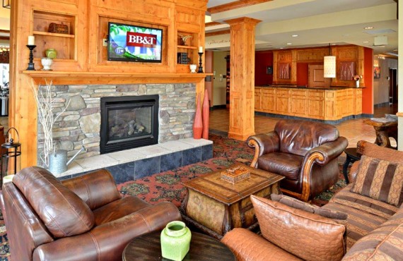 2-hilton-garden-inn-kalispell-lobby 2-hilton-garden-inn-kalispell-lobby