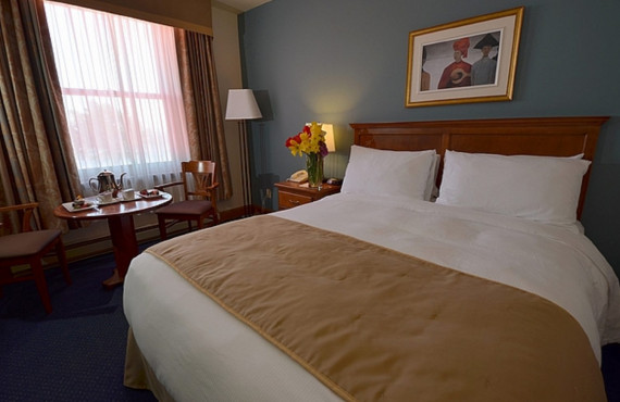 1 king bed 1 king bed
