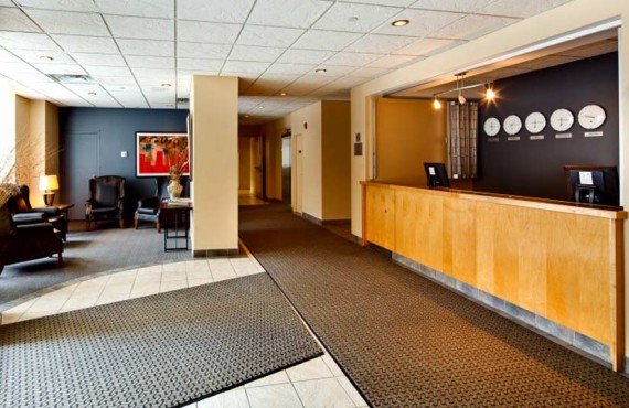 2-les-suites-labelle-mtl-reception 2-les-suites-labelle-mtl-reception