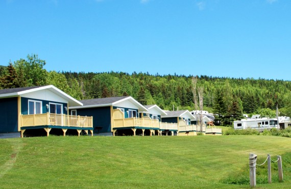 2-motel-chalet-baie-gaspe 2-motel-chalet-baie-gaspe