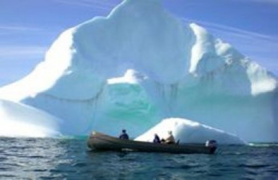 Ours polaires, Icebergs et Inuit Ours polaires, Icebergs et Inuit