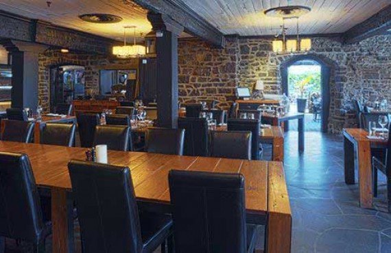 2-restaurant-auberge-saint-gabriel-montreal.jpg 2-restaurant-auberge-saint-gabriel-montreal.jpg