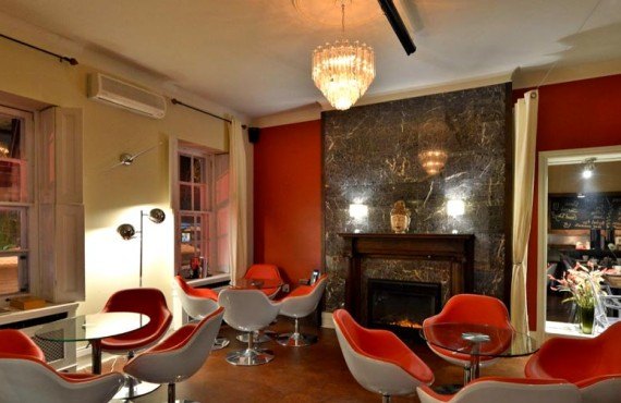 Auberge du Quartier - salon détente Auberge du Quartier - salon détente