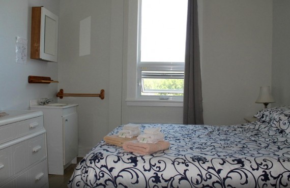 Auberge La Petite École - Chambre avec vue sur les montagnes Auberge La Petite École - Chambre avec vue sur les montagnes