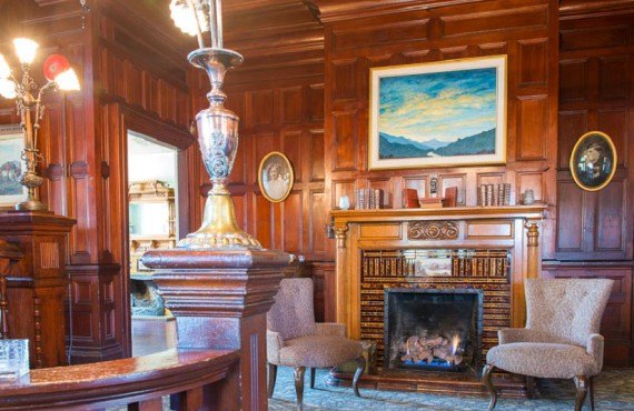 B&B Gatsby Mansion - Le Foyer B&B Gatsby Mansion - Le Foyer