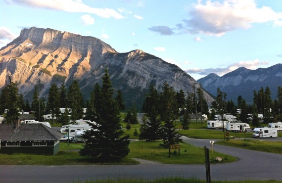 3-camping-tunnel-mountain 3-camping-tunnel-mountain