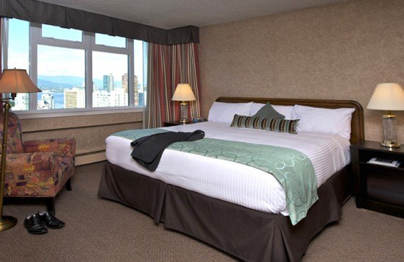 Hôtel Coast Plaza - Chambre lit King Hôtel Coast Plaza - Chambre lit King