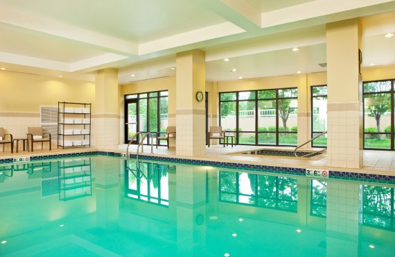 Piscine intérieure Piscine intérieure