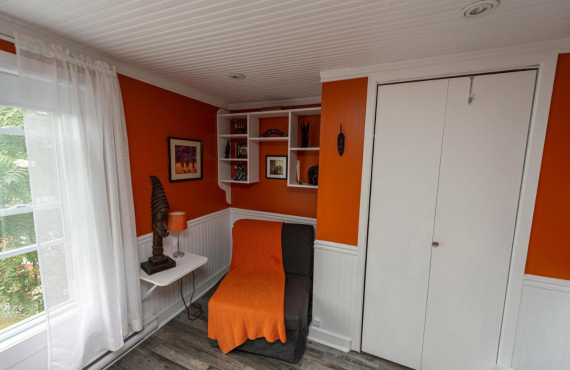 Chambre avec salle de bain privée Chambre avec salle de bain privée
