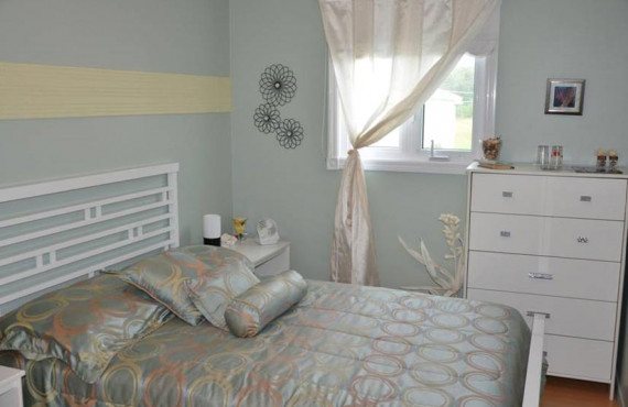 Room with 1 double bed Room with 1 double bed