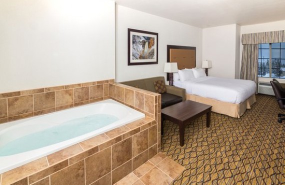 Chambre lit King et Spa Chambre lit King et Spa