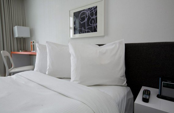 Hôtel Pur - Chambre lit Queen Hôtel Pur - Chambre lit Queen