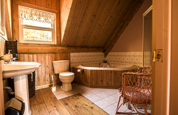 3-pourvoirie-valga-salle-bain.jpg 3-pourvoirie-valga-salle-bain.jpg